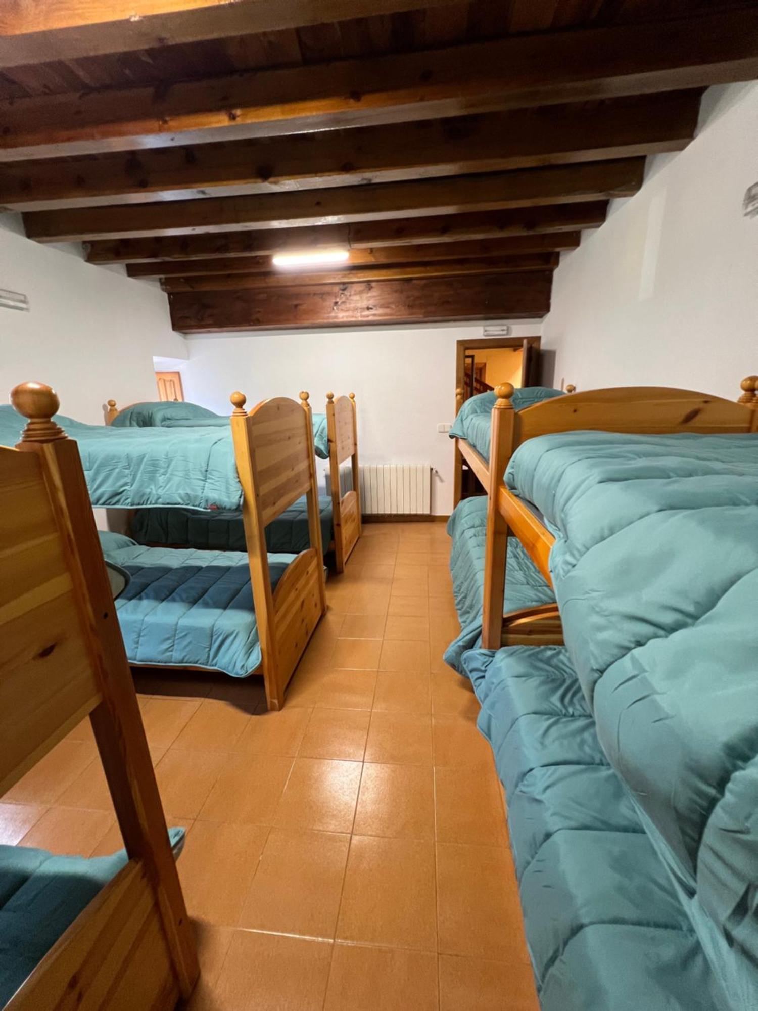 Albergue Pinares - La Casona De Revenga Регумьель-де-ла-Сьерра Экстерьер фото